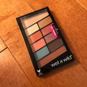 Wet & Wild Eyeshadow palette